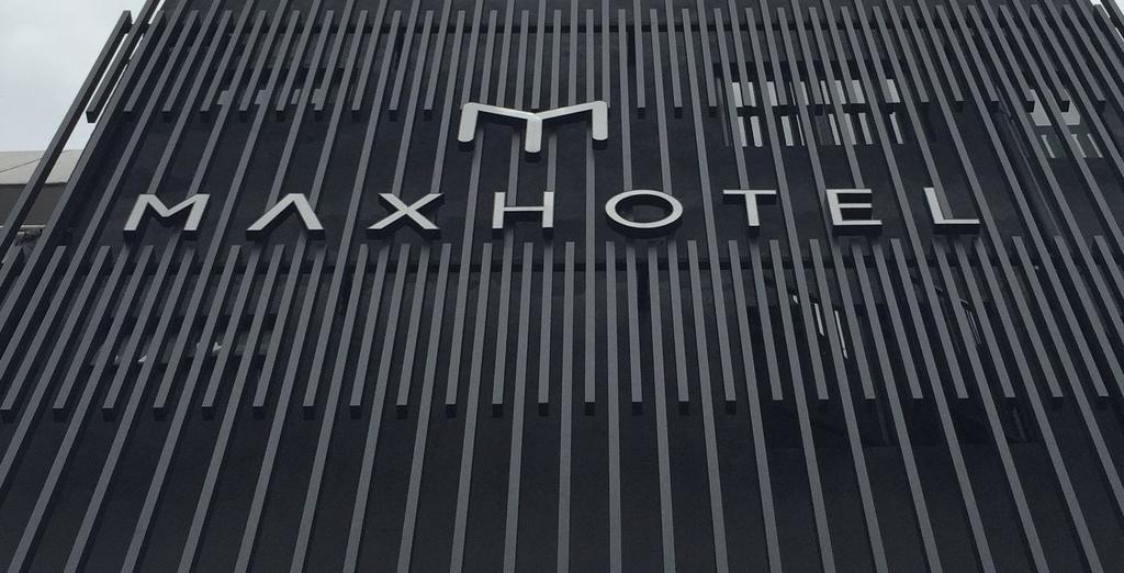 Max Hotel Subang Jaya Exterior foto